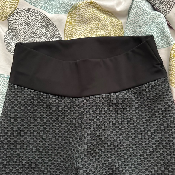 Boom booty work out pants size small - Picture 4 of 5